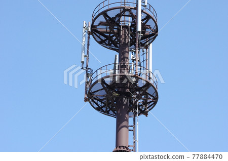Making a crow's nest Crow's nest in the radio tower 77884470