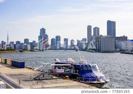 Boeing high-speed ferry departing from Takeshiba Pier toward the Izu Islands Boeing high-speed ferry departing from Takeshiba Pier toward the Izu Islands 77885165