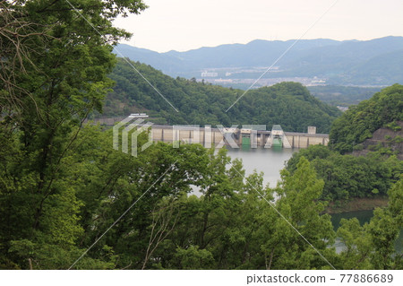 一倉水壩和水壩湖的風景[兵庫縣] 77886689