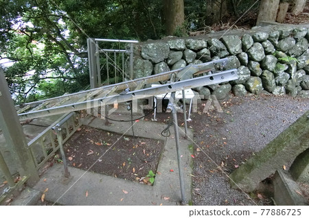 三重縣紀北町長島神社的形狀奇特 77886725