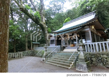 三重縣紀北町長島神社的形狀奇特 77886726