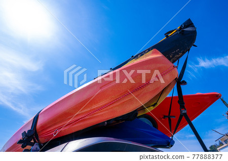 Put a sea kayak in a car / marine sports 77888377