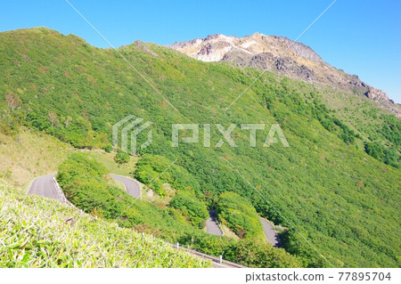 Mt. Esan seen from the Kaikyo Observatory in Hakodate, Hokkaido 77895704