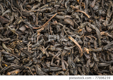 texture of Chinese souchong black tea 77896239