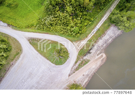 Missouri RIver boat ramp and parking lot 77897648