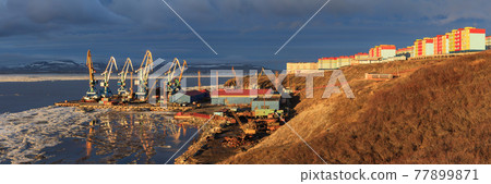 Beautiful panorama of a port town in the Arctic 77899871
