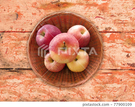apples 77900109