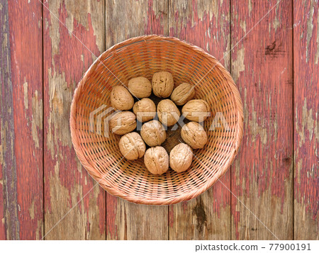 walnuts in shell walnuts in shell 77900191