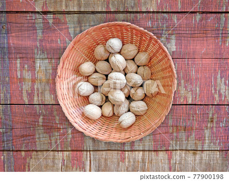 walnuts in shell walnuts in shell 77900198
