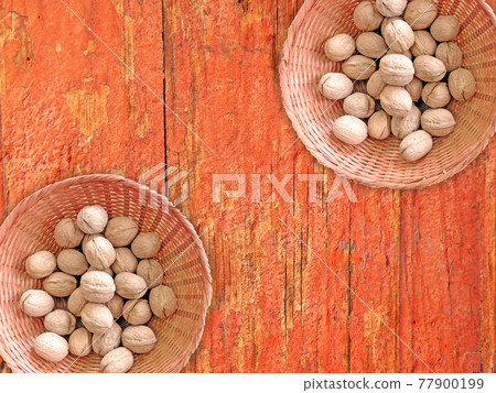 walnuts in shell walnuts in shell 77900199