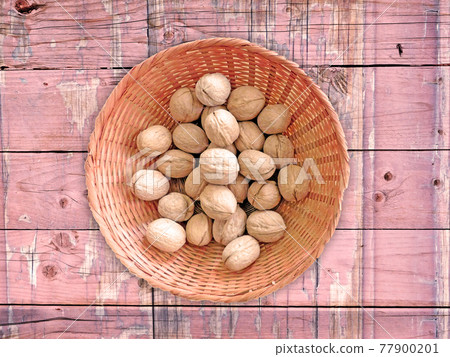 walnuts in shell walnuts in shell 77900201