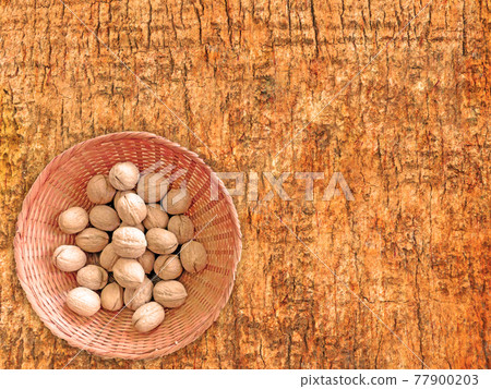 walnuts in shell walnuts in shell 77900203
