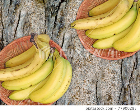 bananas 77900285