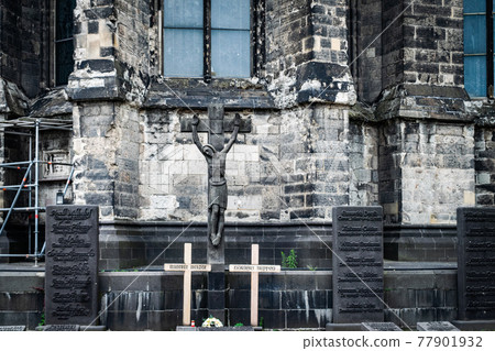 Exterior view of Cologne Cathedral, a World Heritage Site Exterior view of Cologne Cathedral, a World Heritage Site 77901932