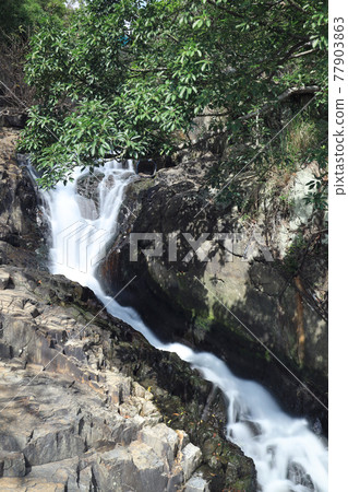 a Upstream of waterfall bay at Victoria Road, HK 77903863