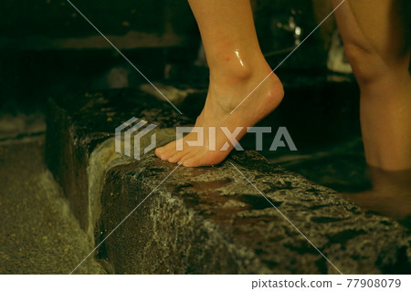 溫泉 77908079