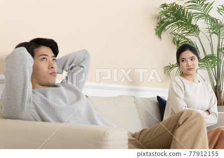 newly married Asian couple at home concept, angry at each other newly married Asian couple at home concept, angry at each other 77912155