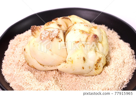 Lily root on the plate Lily root on the plate 77915965