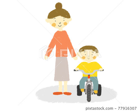 Children and moms riding a tricycle 77916307