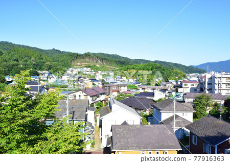 Scenery from the train window between Miyako Station and Fudai Station on the Sanriku Railway in the summer of 2020 77916363