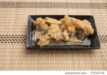 雨夾雪煮雞和國王小號 77916748