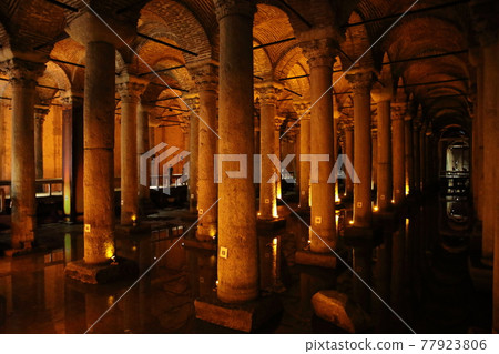 伊斯坦布爾的大教堂蓄水池（土耳其） 77923806