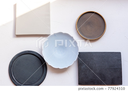Kasama ware: white, black, brown, light blue 77924310