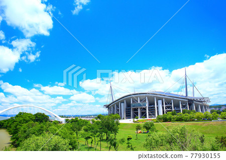 豐田市，豐田大橋和豐田體育場的風景 77930155