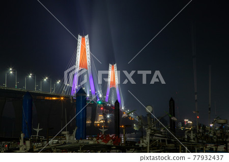 Night view of Yeongheung Island and Yeongheung Bridge, Ongjin-gun, Incheon Night view of Yeongheung Island and Yeongheung Bridge, Ongjin-gun, Incheon 77932437