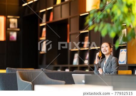 Business Business Woman Female Reception PC Smartphone Call Business Business Woman Female Reception PC Smartphone Call 77932515