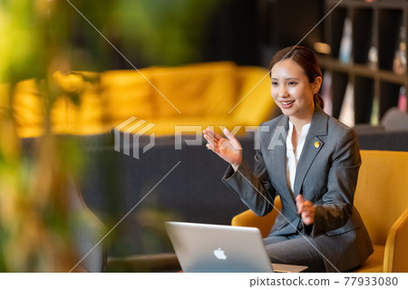 商務律師女接待PC 商務律師女接待PC 77933080