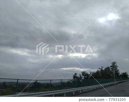 藍天 藍天 77933205