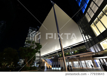 Tokyo Station Yaesu Exit Granroof 77939643