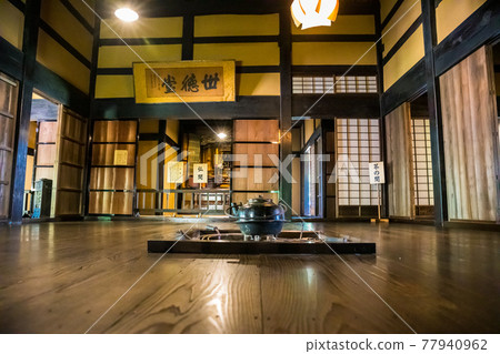 客廳和佛壇 77940962