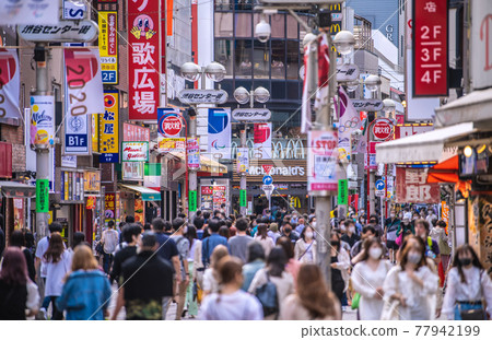 Expanded declarations for 9 prefectures of Tokyo cityscape in Japan. The same threat as before the Corona disaster = May 15, Shibuya 77942199