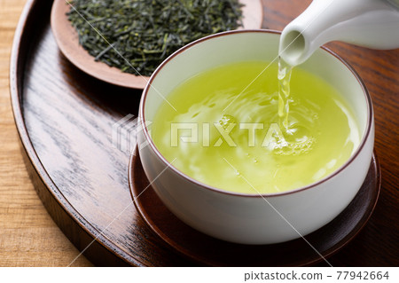 倒茶 倒茶 77942664