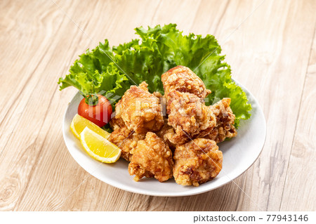 Deep-fried chicken Deep-fried chicken 77943146