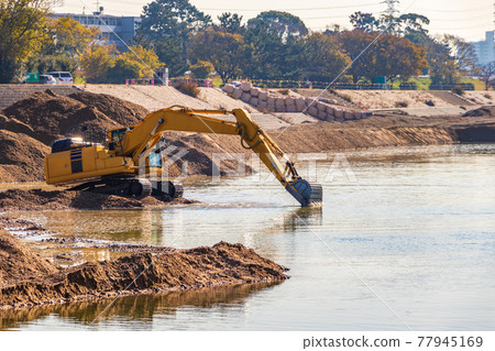 河道疏浚工作 77945169