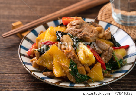 Pineapple Three Cup Chicken Pineapple Three Cup Chicken Chicken Meat Stir-fry Pineapple Three Cup Chicken Pineapple Three Cup Chicken Pineapple Three Cup Chicken Chicken Meat Stir-fry Pineapple Three Cup Chicken 77946355