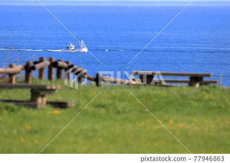 Scenery of Cape Notoro, Abashiri City, Hokkaido Sea of Okhotsk and fishing boat 77946863