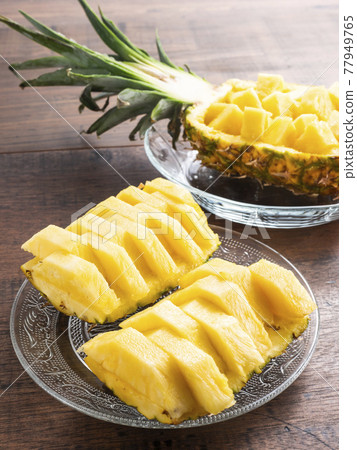 菠蘿籃和菠蘿船 77949765