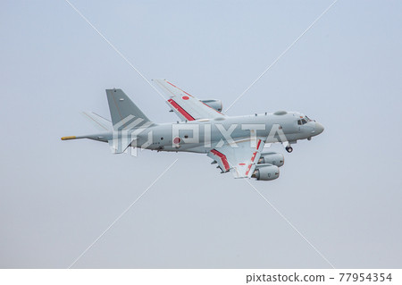 Domestic state-of-the-art P-1 patrol aircraft flight (Ayase City, Kanagawa) Domestic state-of-the-art P-1 patrol aircraft flight (Ayase City, Kanagawa) 77954354