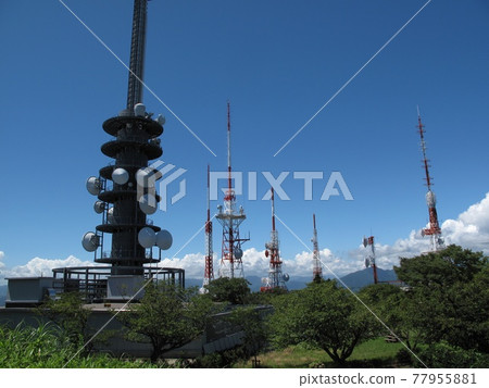 許多無線電塔 許多無線電塔 77955881