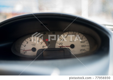 Mile car. 77956930