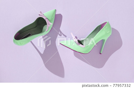 Pare of light green high heel shoes on purple... - Stock Photo [77957332] -  PIXTA