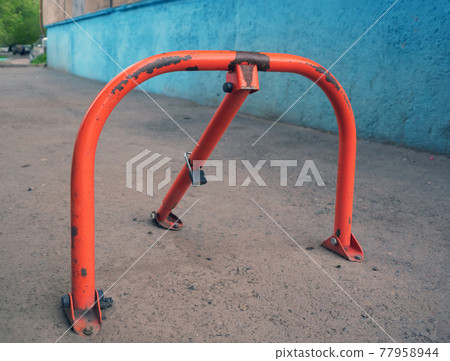 Car parking lock device. Manual car parking barrier with lock and stop sign. Guests parking dedicated. Parking spot saver. 77958944