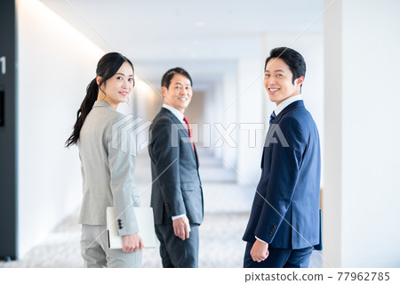 辦公室商務人士拍攝合作“LINK FOREST” 77962785