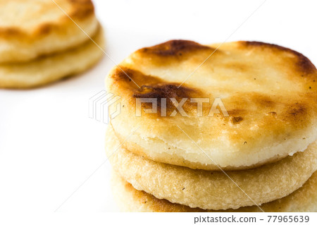 Arepas isolated on white background Arepas isolated on white background 77965639