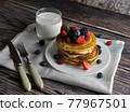 Healthy pancakes with your own hands. 77967501