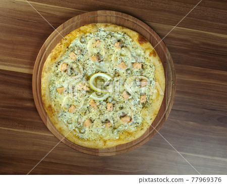 Pizza ai frutti di mare 77969376